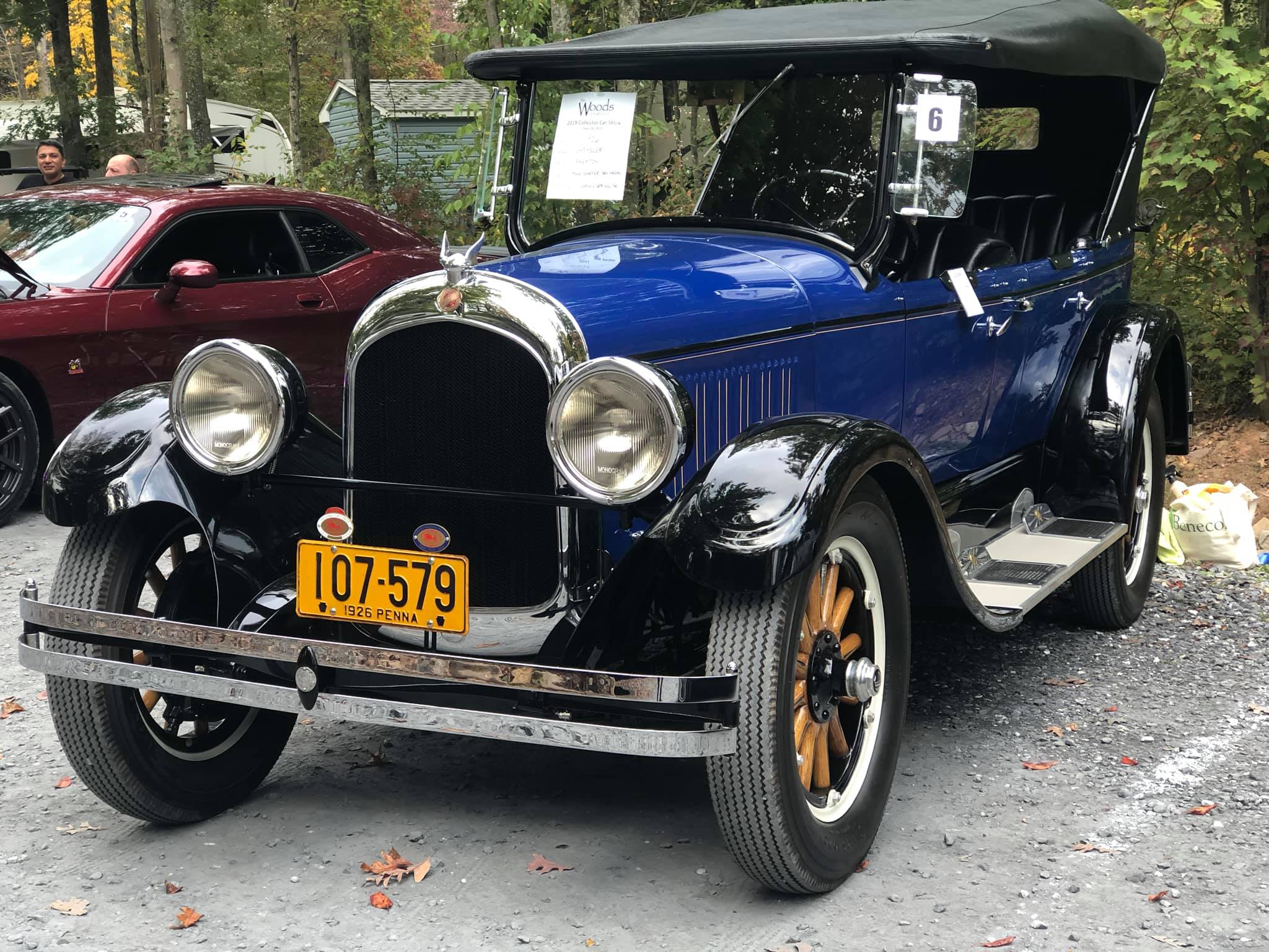 72254618_10108960333546549_4942839455921733632_o Antique car