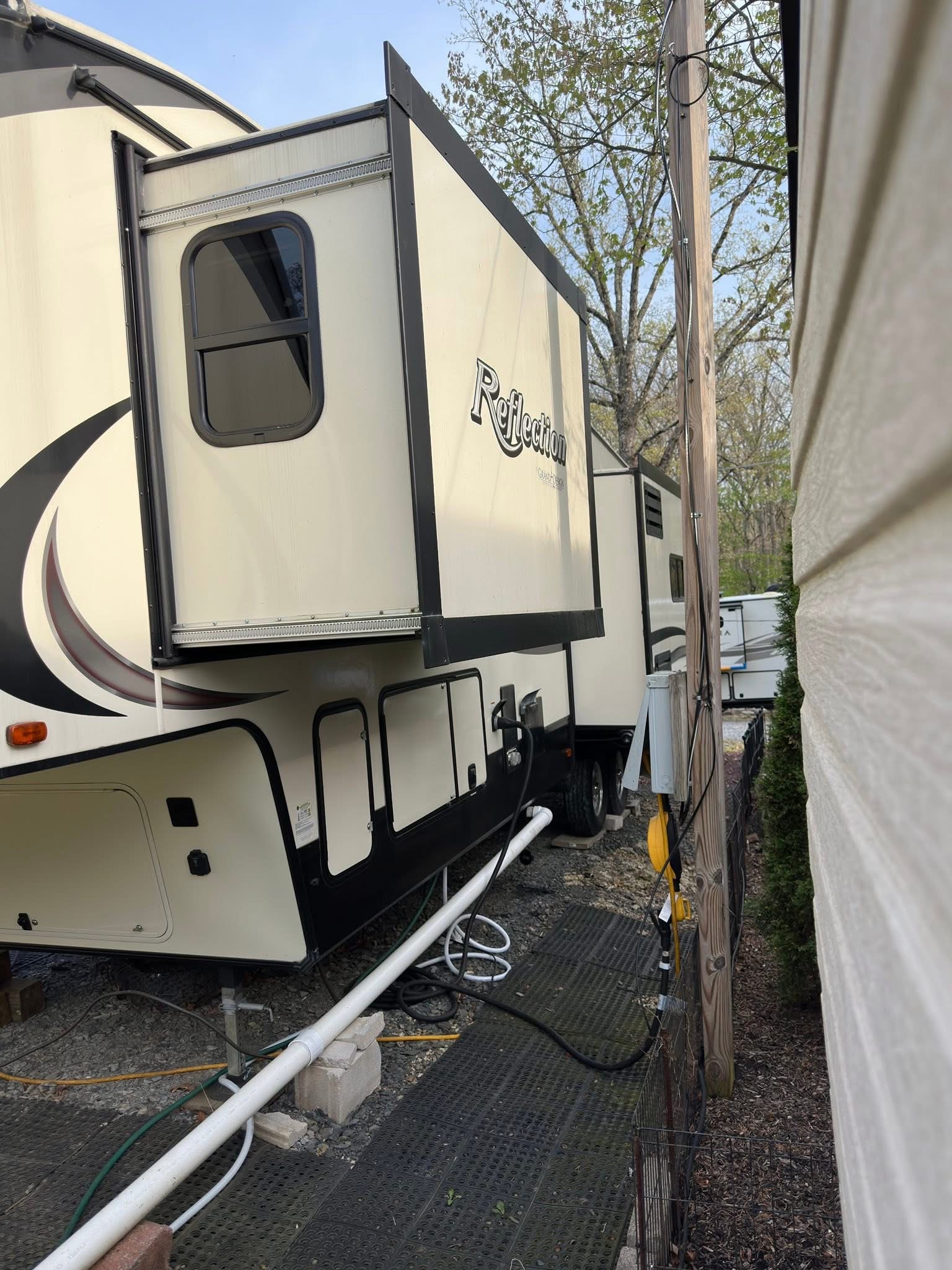 MS62 Grand Design Reflection 337RLS for sale